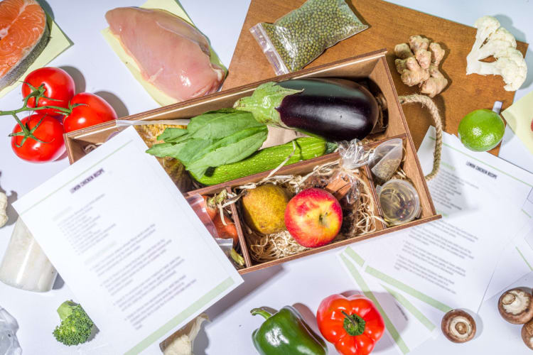 5 of the Best, Cheapest Meal Delivery Services for 2023: HelloFresh, Blue  Apron and More