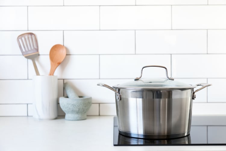 Best-in-class stainless steel pans