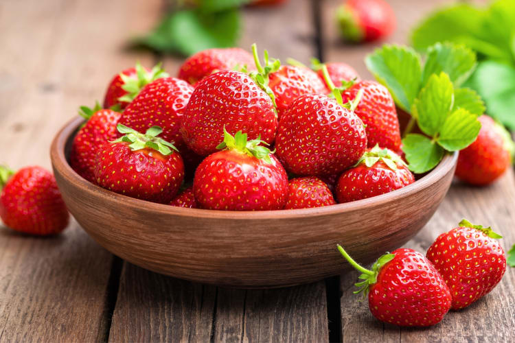 It's useful to have an answer to the question: "Can you freeze strawberries?"