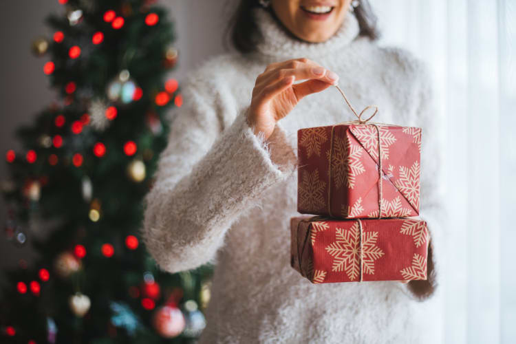 76 Christmas Gifts for Her 2023: Top Gift Ideas She'll Love