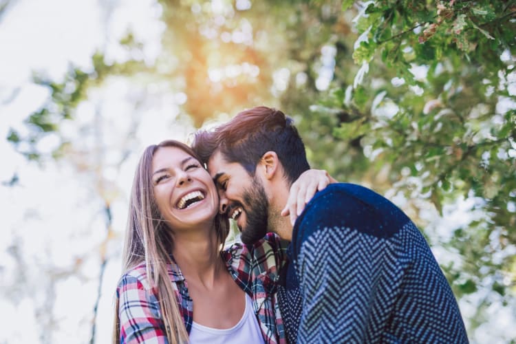 50+ Fun, Cheap Summer Date Ideas (That won't break the bank)