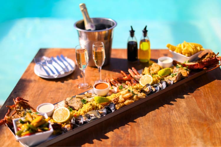 Fort Lauderdale restaurants serve a variety of dishes, including great seafood