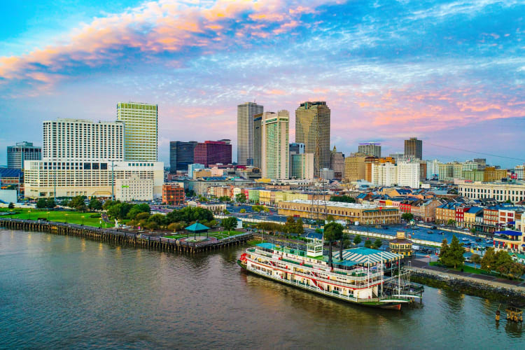 Let the good times roll with team building activities in New Orleans.