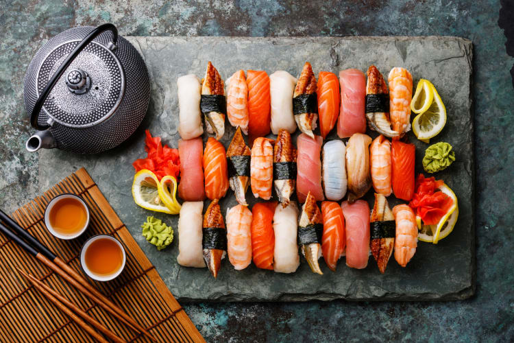 Kitchen Master Sushi Maker: Easy DIY Sushi Tool With Bazooka, Meat