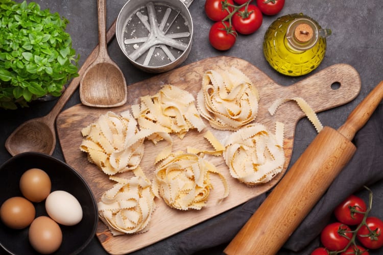 7 Best Tools For Cooking Pasta