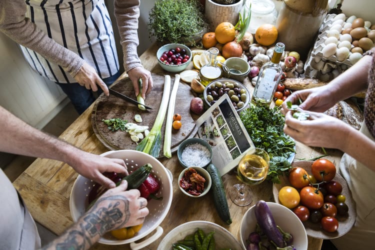 What Fruit Is In Season?, Cooking School