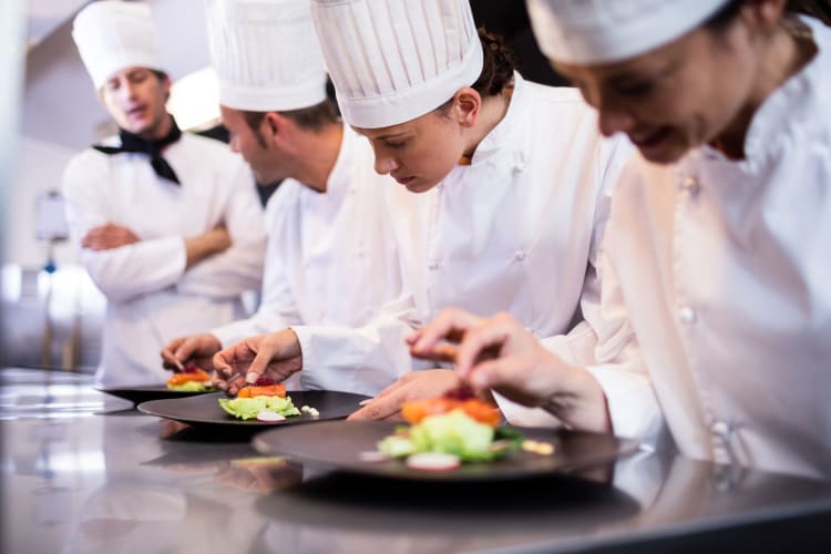 Different types of chef uniform discount