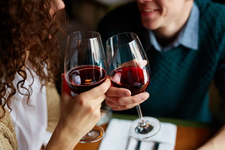 Beginners guide to different types of Wine glasses 