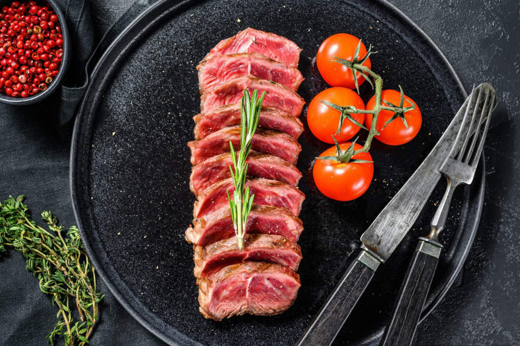 Differences between Angus and Wagyu beef steak