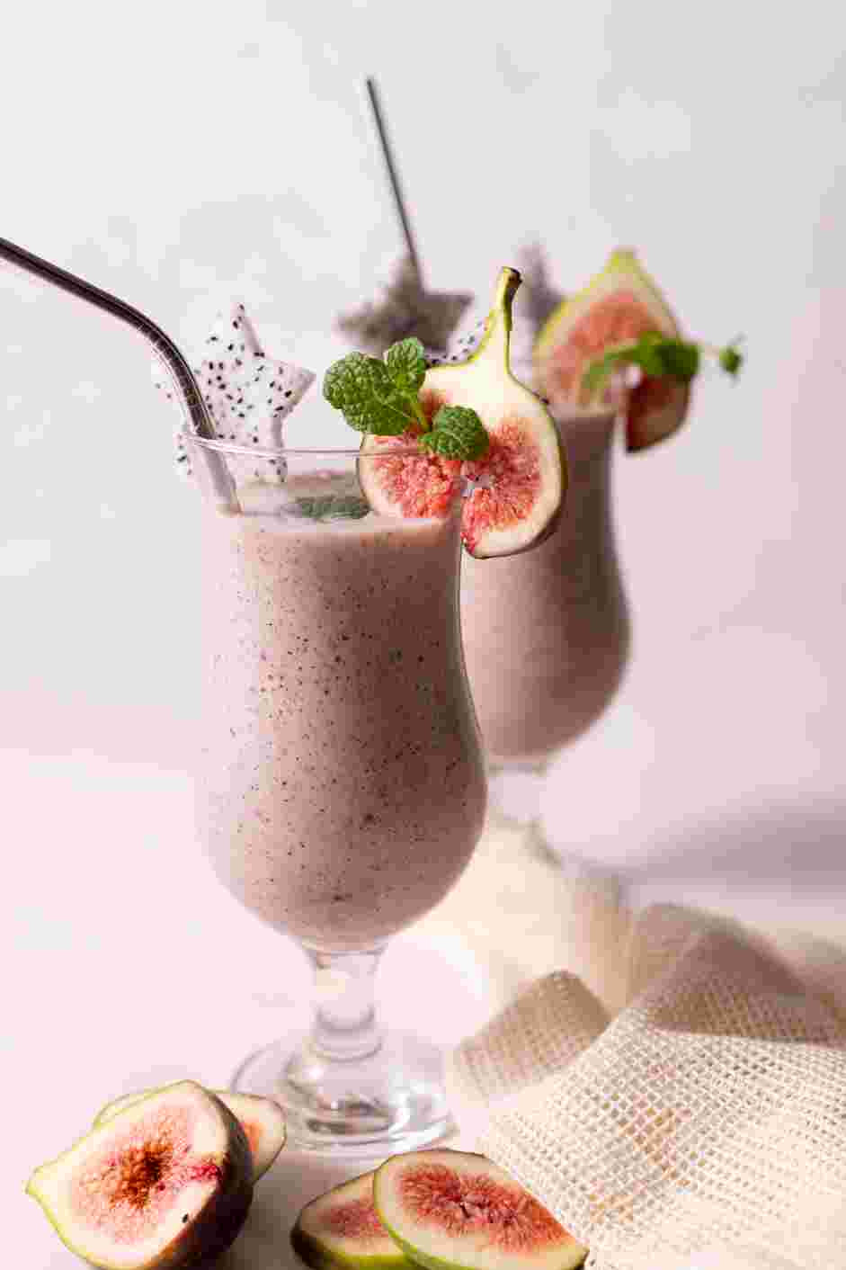 Dragon Fruit Smoothie Recipe: Pour into glasses and garnish the smoothie with fruit or fresh mint, if desired.