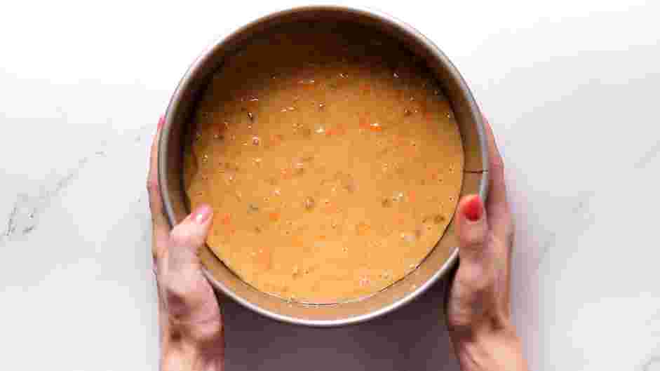 Vegan Carrot Cake Recipe: Mix all dry ingredients together (flour, sugar, baking powder and cinnamon) in a large bowl.