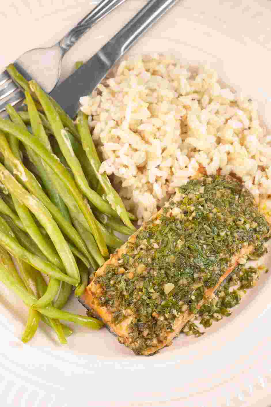 Instant Pot Salmon Recipe: Plate the salmon and beans and serve immediately with brown rice or your choice of side.