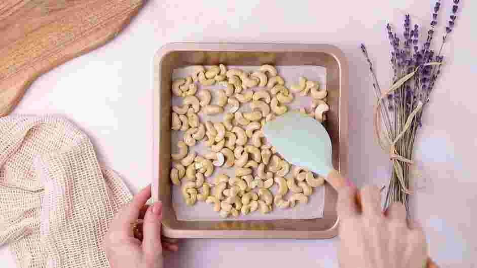 Honey Roasted Cashews Recipe: In a small bowl, combine whole unsalted cashews with the honey liquid.