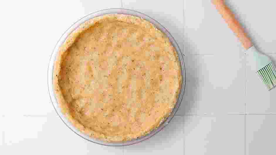 Almond Flour Pie Crust Recipe: Brush the pie crust with the reserved egg.