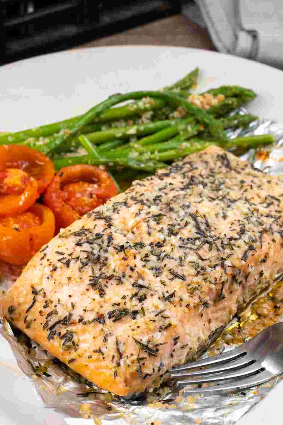 Keto Salmon Recipe: Remove from pan and serve with salmon.