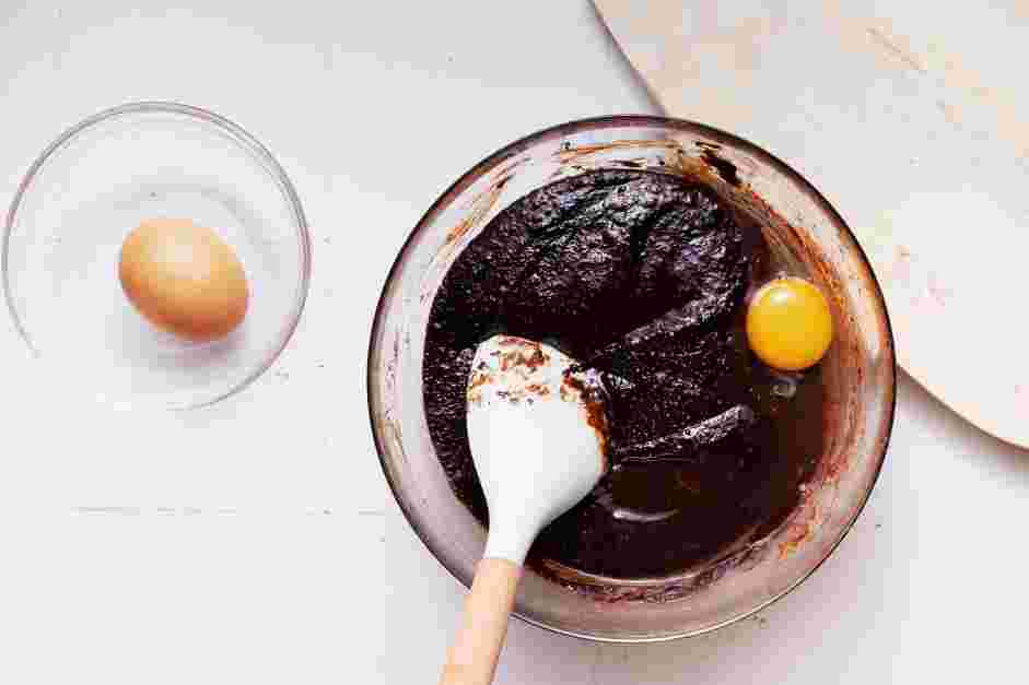Banana Pudding Brownies Recipe:
Whisk in eggs one at a time, until the batter is smooth and shiny.