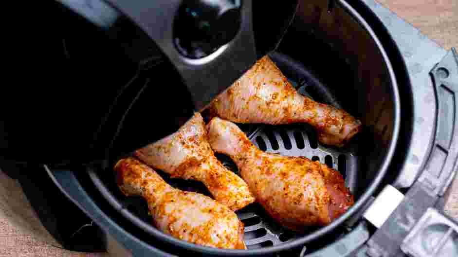 Air Fryer Drumsticks Recipe: Air fry the drumsticks for 20-25 minutes, rotating the drumsticks halfway through cooking.