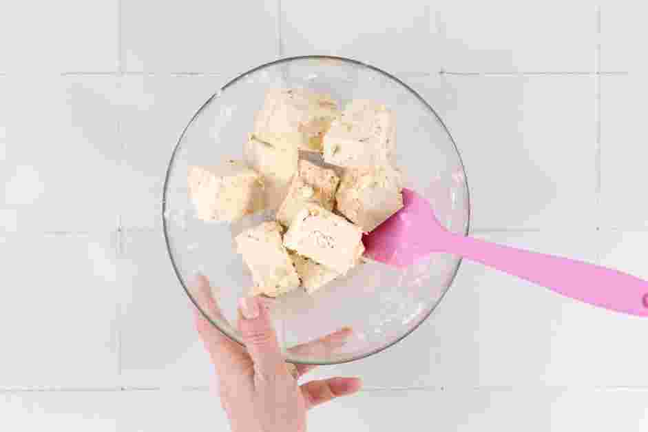 Crispy Baked Tofu Recipe: Sprinkle the cornstarch mixture over the tofu and stir to coat.