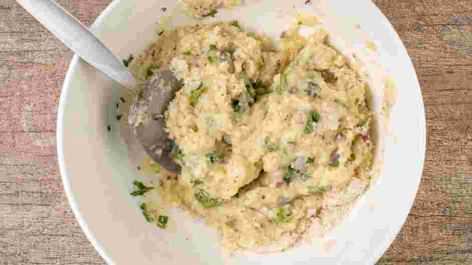 Shrimp Burger Recipe:
Add the shrimp mixture to the breadcrumbs.