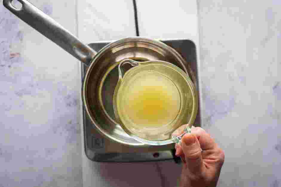 Vegan Shepherd's Pie Recipe:
Make the sauce.