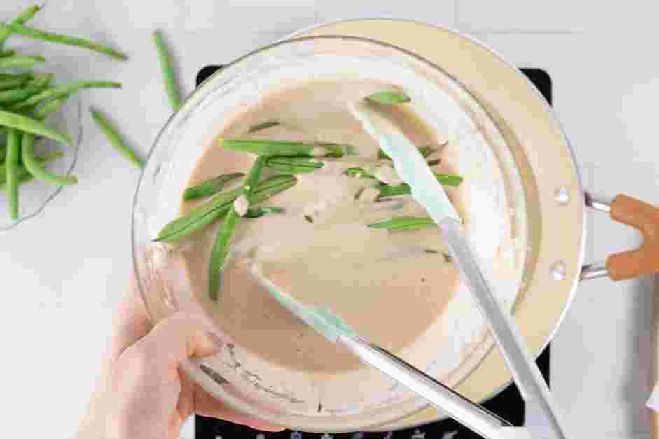 Fried Green Beans Recipe: Dip the green beans into the batter.