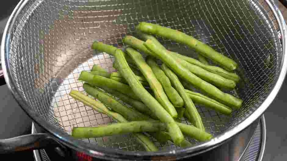 Green Bean Fries Recipe:
Steam the green beans.