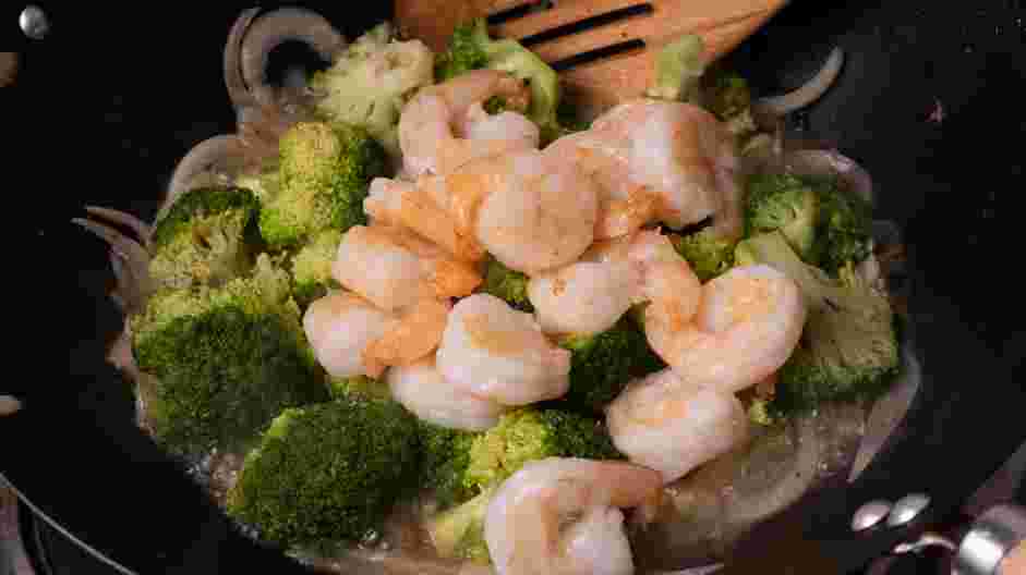 Shrimp and Broccoli Recipe: Add the shrimp back into the skillet.