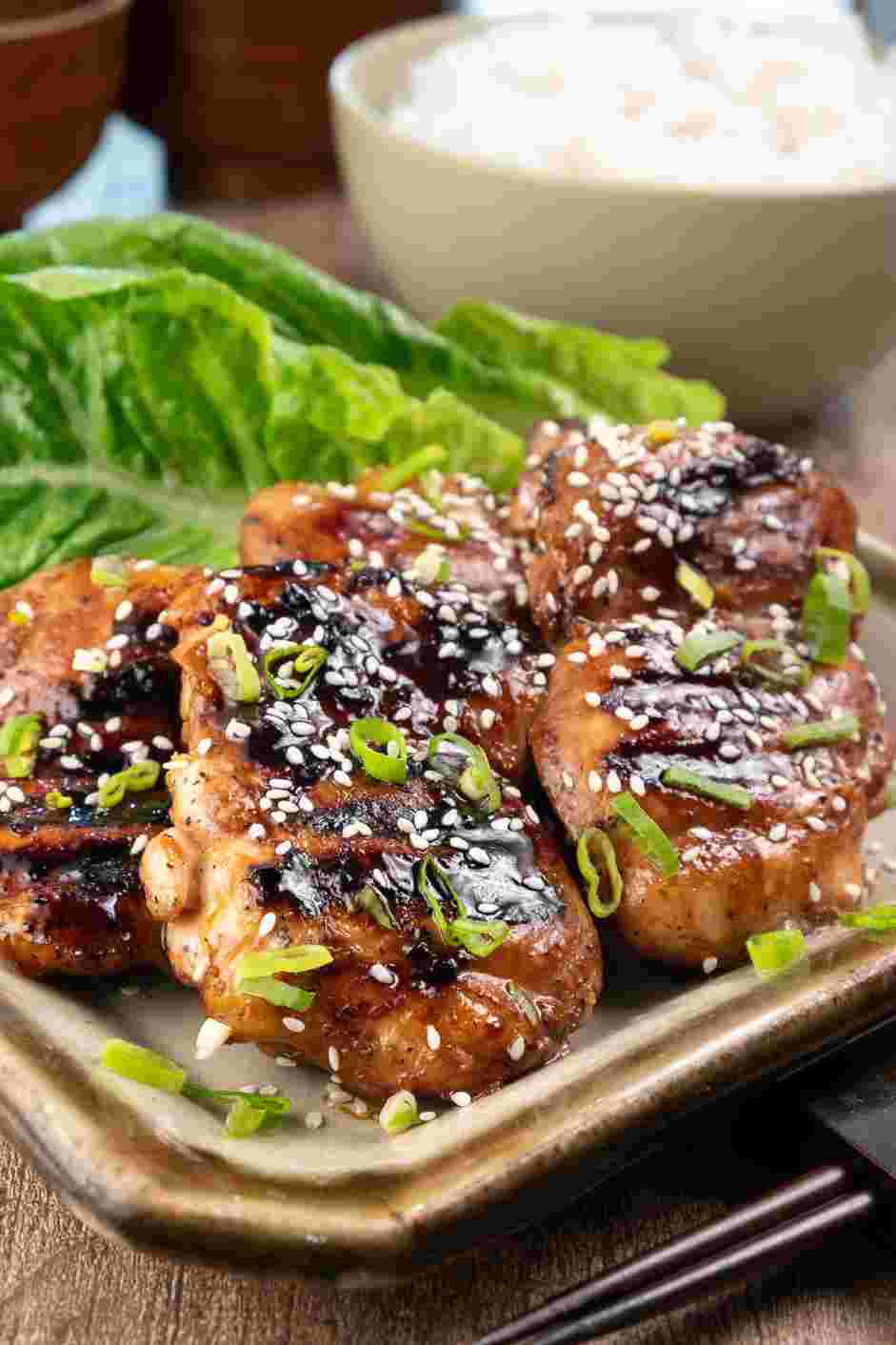 Chicken Bulgogi Recipe: 
Garnish the chicken with scallions and roasted sesame seeds.