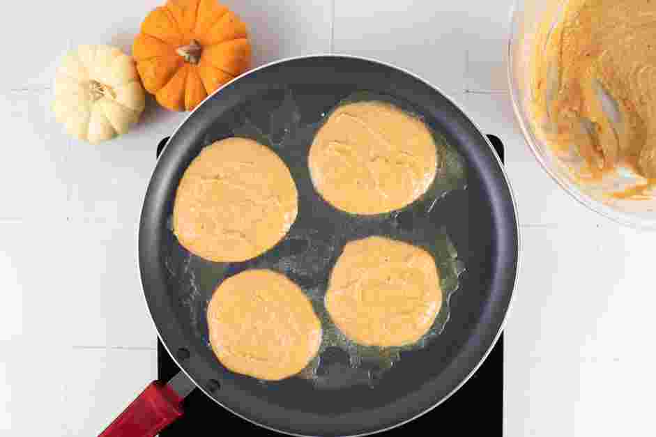 Pumpkin Pancakes Recipe:
While the batter is resting, heat a large nonstick skillet or a nonstick griddle.
