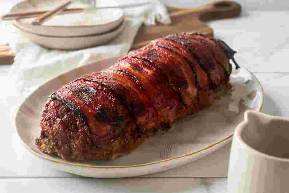 Bacon Wrapped Meatloaf Recipe: Let cool for 15-20 minutes before slicing.