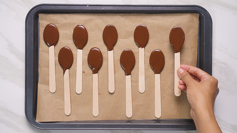 Hot Chocolate Spoons Recipe: Place the spoon on the prepared baking sheet.