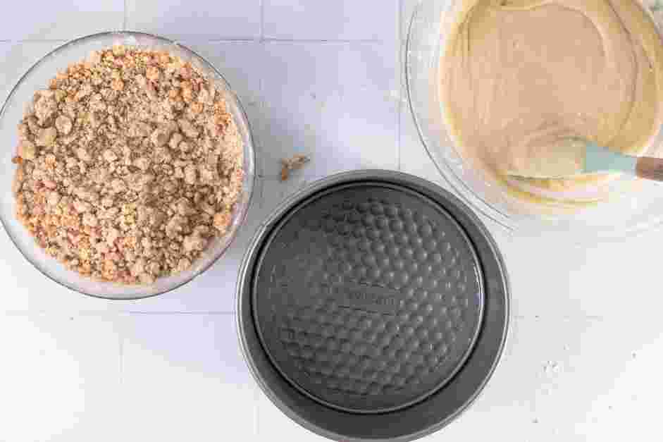 Cinnamon Coffee Cake Recipe:
Assemble the cinnamon coffee cake.