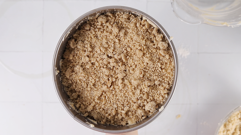 Cinnamon Coffee Cake Recipe: 
Top with the remaining streusel.