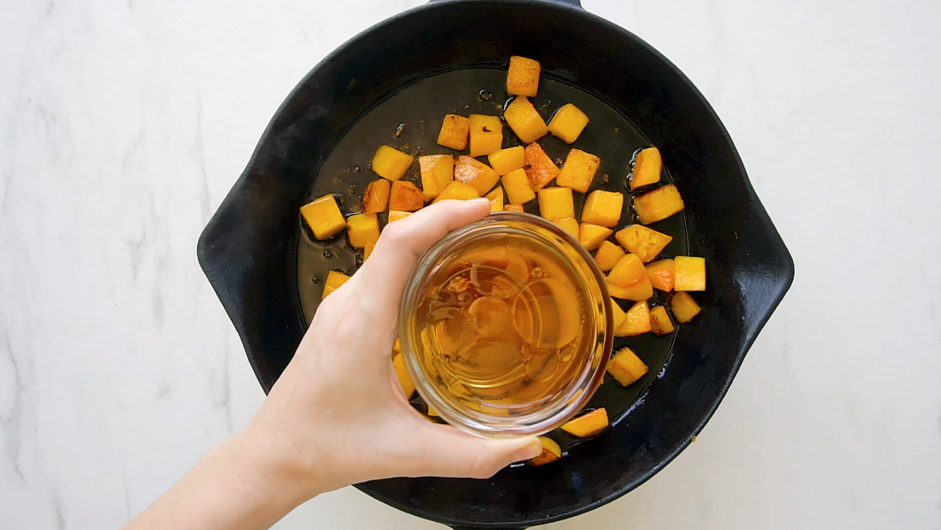 Sauteed Butternut Squash Recipe: Pour the seasoning sauce evenly over the squash pieces.