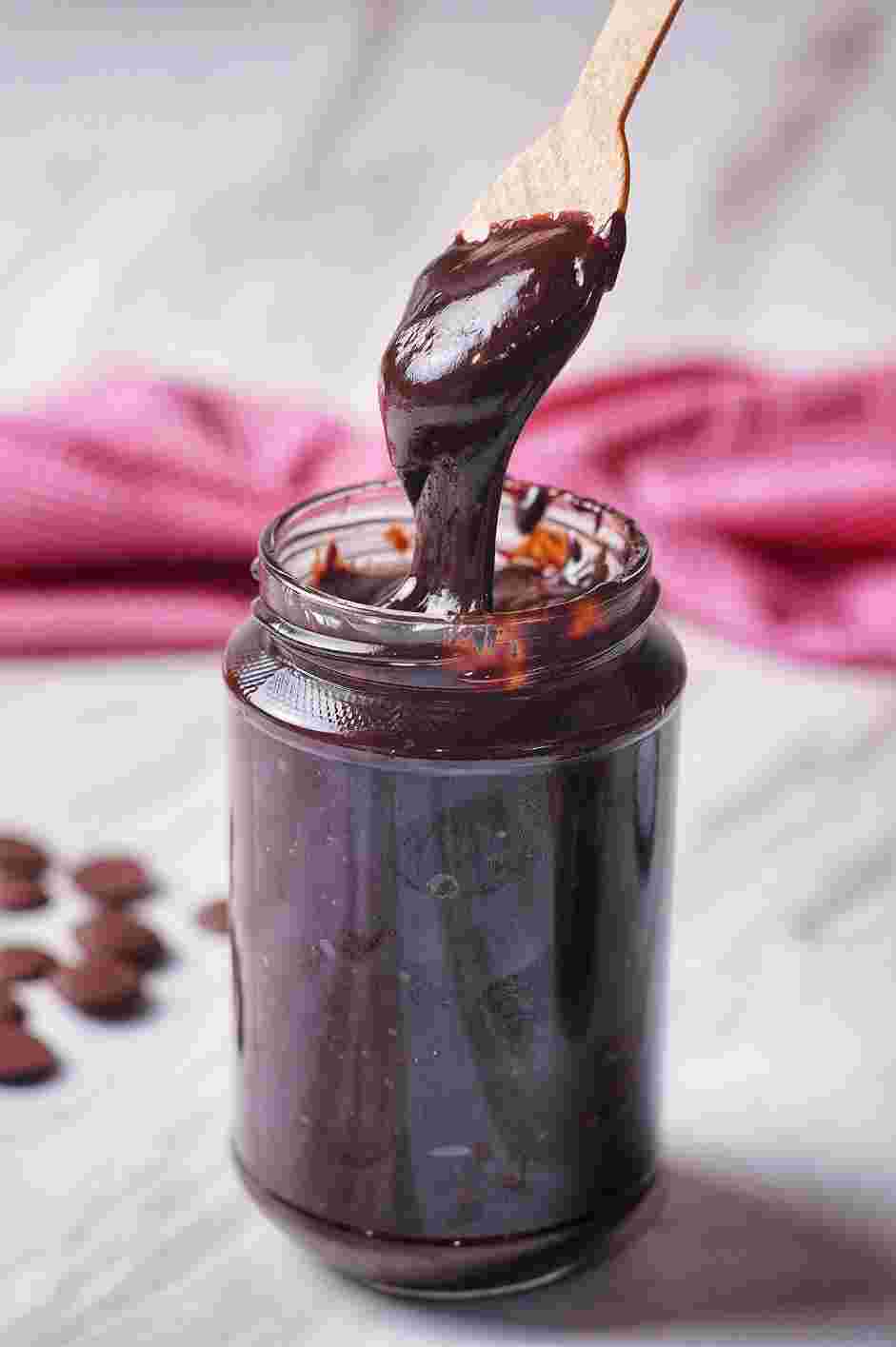 Hot Fudge Sauce Recipe: Serve over ice cream or any other dessert.