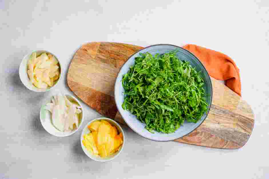 Harvest Salad Recipe: In a large salad bowl or a deep plate, add the arugula.