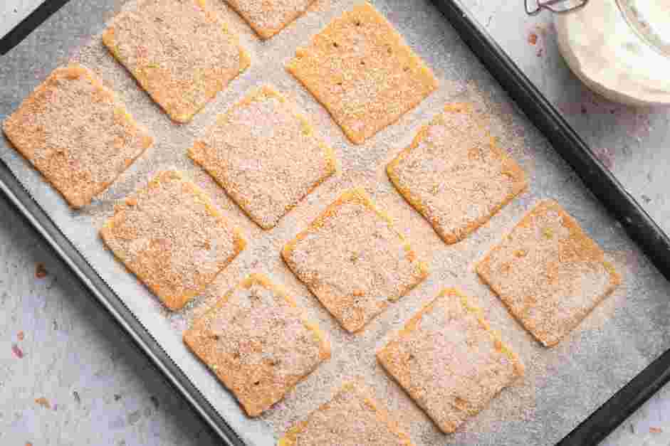 Cinnamon Graham Crackers Recipe: 
Sprinkle the cinnamon sugar topping over the crackers.