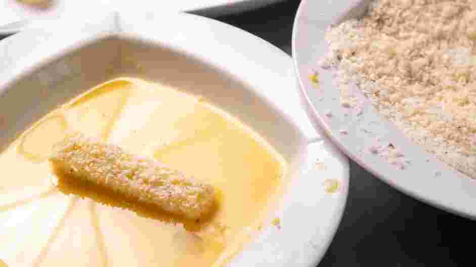 Air Fryer Mozzarella Sticks Recipe:
Remove the mozzarella sticks from the freezer.