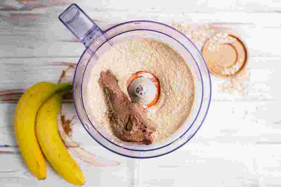 Almond Flour Banana Muffins Recipe:
Add the flax egg and blend to combine.