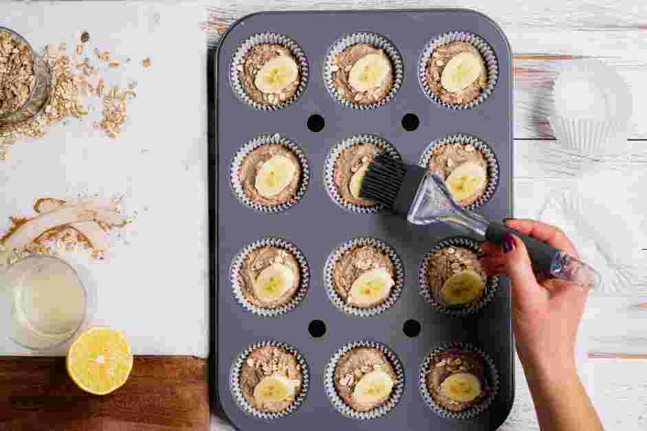 Almond Flour Banana Muffins Recipe:
Top each muffin with one banana slice and brush with lemon juice to prevent browning.