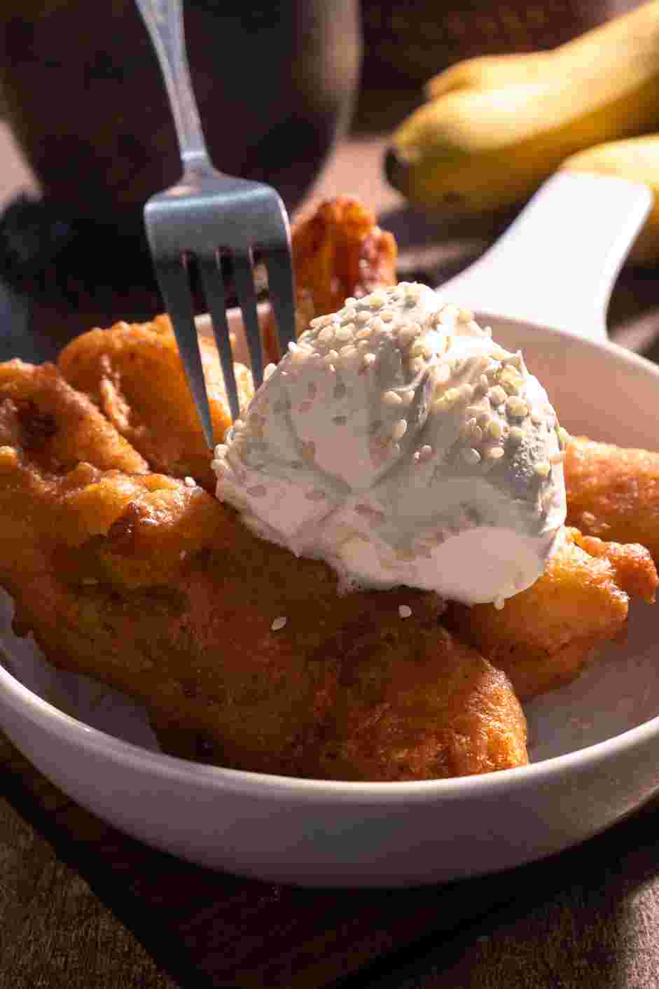 Fried Banana Recipe: Serve the fried bananas immediately paired with coconut ice cream.