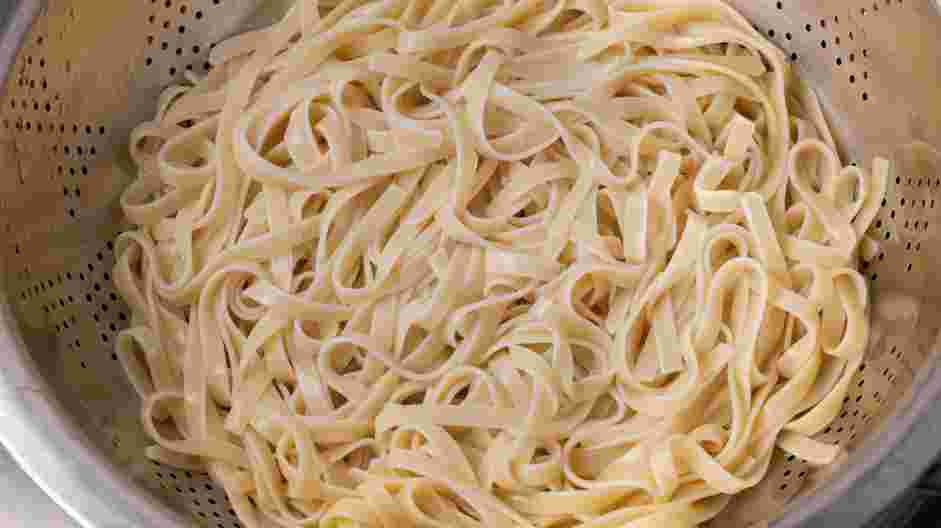 Beef Pad Thai Recipe:
Once the noodles are al dente in consistency, drain the noodles and set aside.