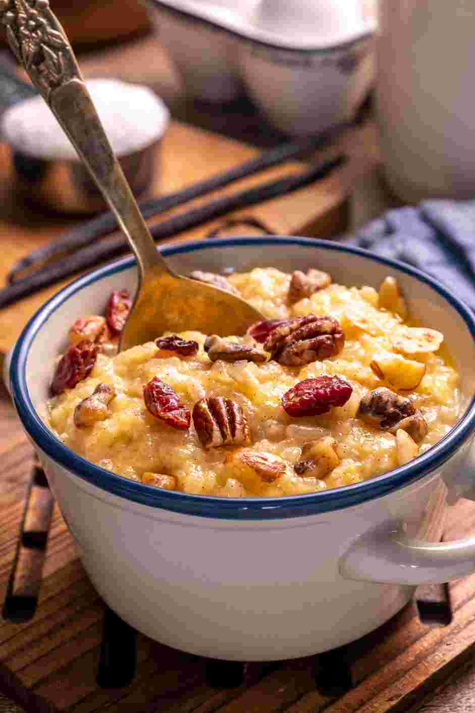 Instant Pot Rice Pudding Recipe: Serve immediately or transfer the pudding into serving bowls to cool and then refrigerate.