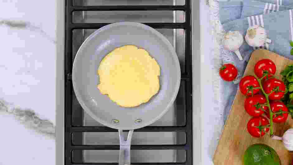 Keto Enchiladas Recipe:
Heat a pan with a thin layer of avocado oil.