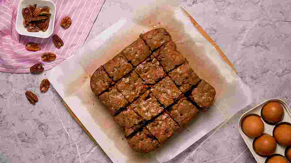 Chocolate Chip Blondies Recipe: Remove from the oven and cool completely.