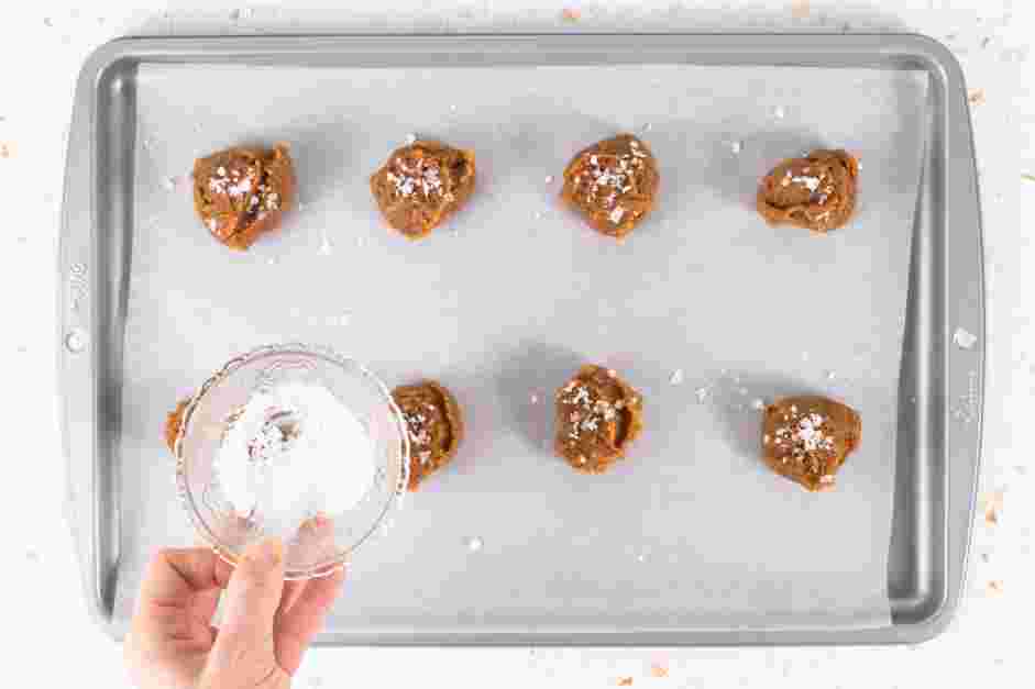 Gluten Free Peanut Butter Cookies Recipe:
Sprinkle the cookies with flaky sea salt.