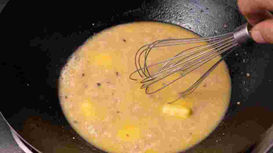 Linguine with Clam Sauce Recipe:
Heat the clam sauce again and whisk in the butter.