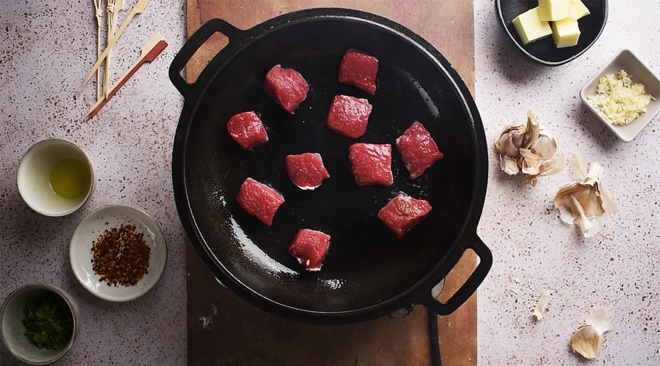 Garlic Butter Steak Bites Recipe: 
In a cast-iron skillet over medium-high heat, add the olive oil.