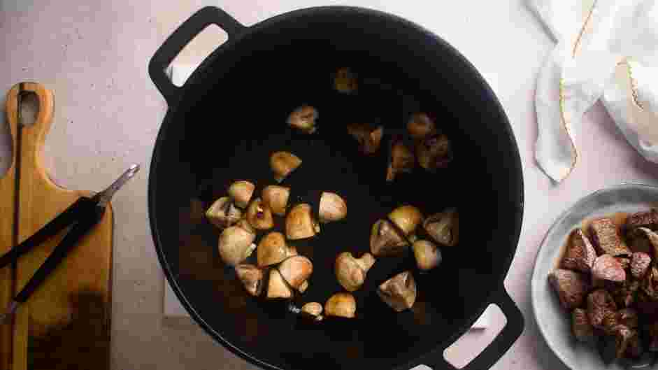 Keto Beef Stew Recipe:
Remove the steak from the plate and add the mushrooms.
