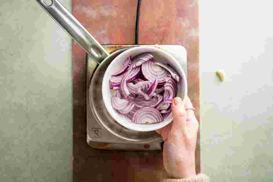 Meatloaf Sandwich Recipe:
Turn off the heat and add the onions and garlic to the pot.